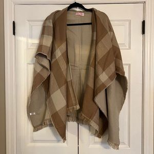 Tan Poncho
